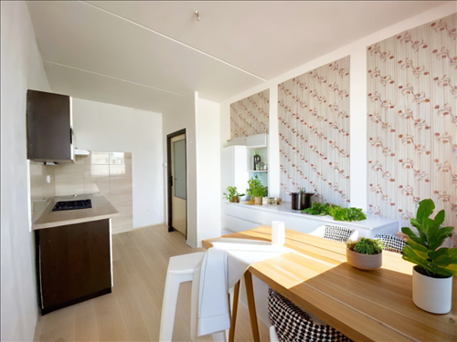 Prodej bytu 3+1, 80 m2, lodžie, Kardašovská, Praha